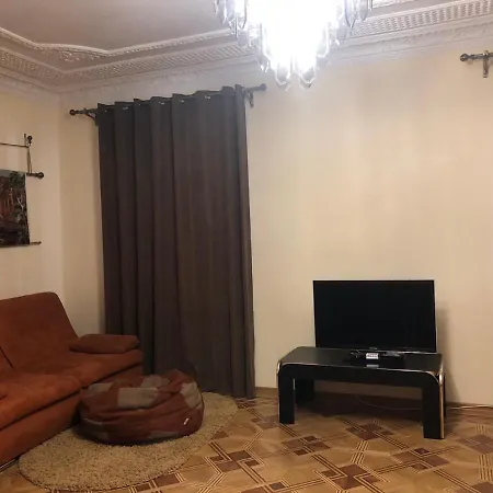 Guest House *