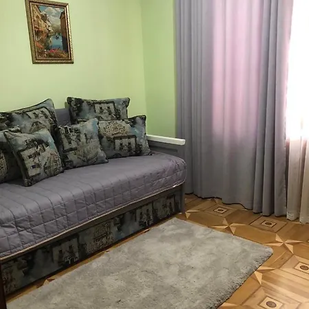 Guest House *